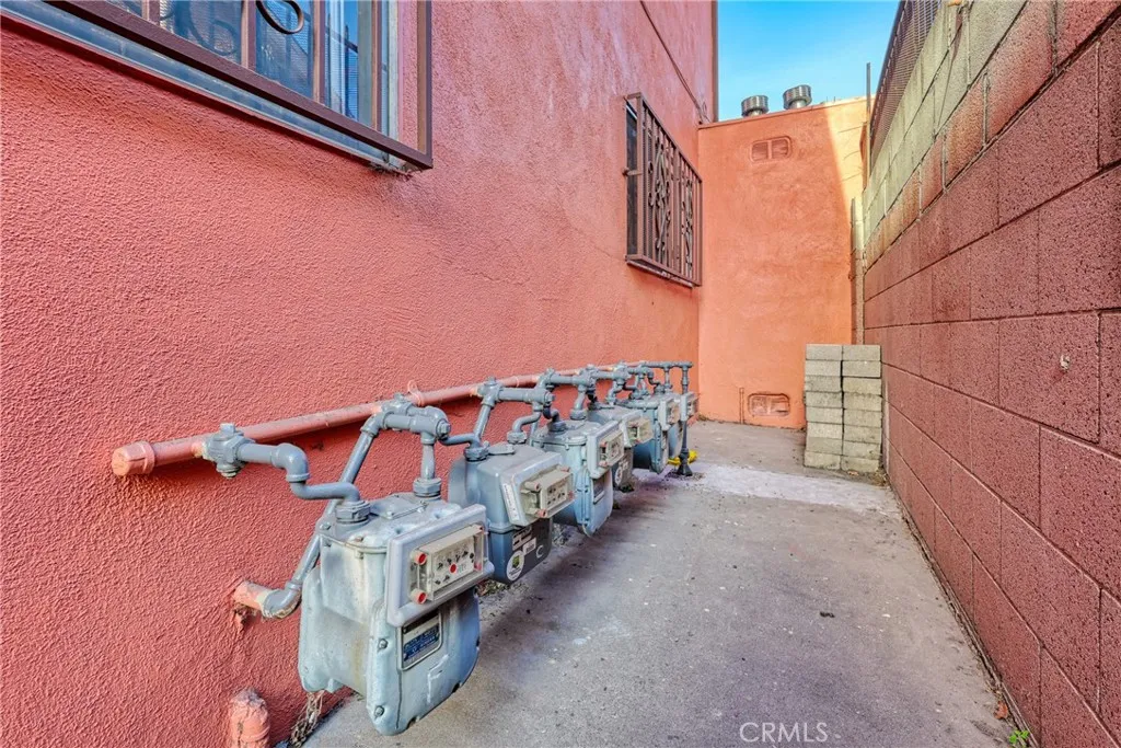 4014 E Alondra Boulevard, Compton, California 90221 home-pic-56